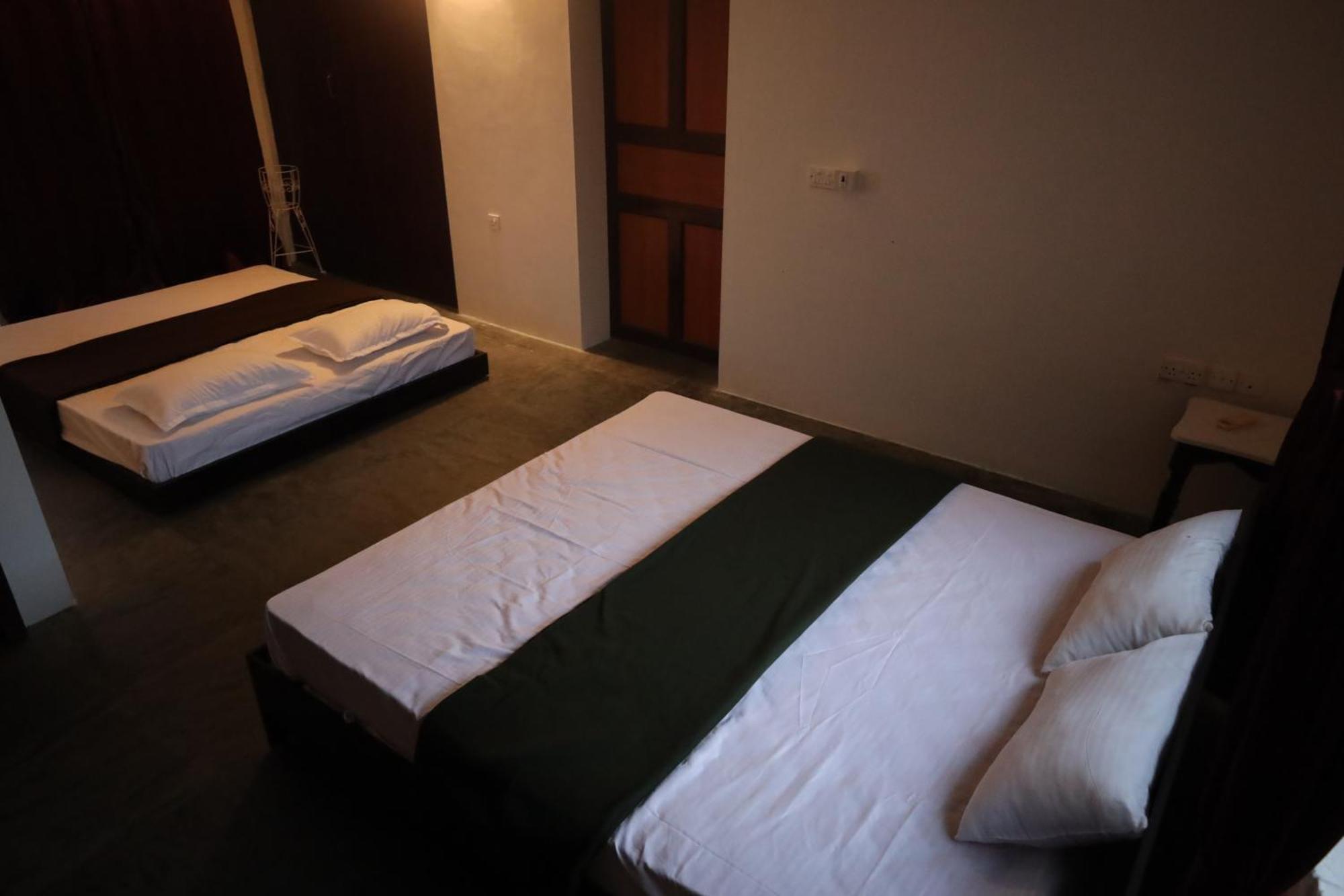 Le Serene Independent Beach Villa Kottakuppam Esterno foto